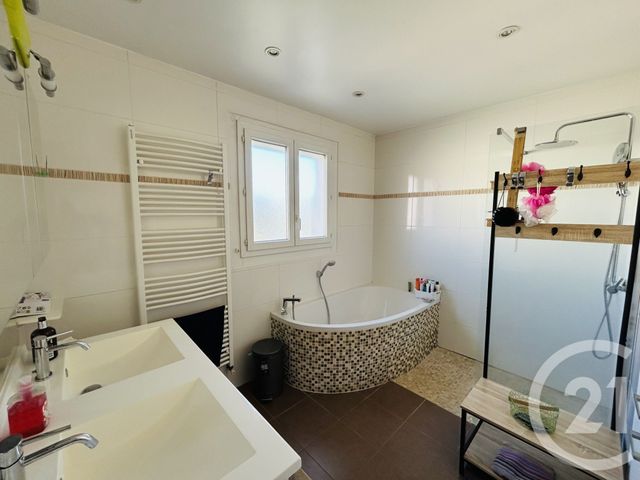 maison à vendre - 5 pièces - 137.0 m2 - PERPIGNAN - 66 - LANGUEDOC-ROUSSILLON - Century 21 Côté Sud Immo