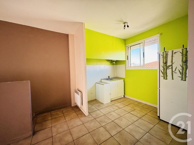 Afficher la photo en grand maison à vendre - 4 pièces - 80.0 m2 - PERPIGNAN - 66 - LANGUEDOC-ROUSSILLON - Century 21 Côté Sud Immo