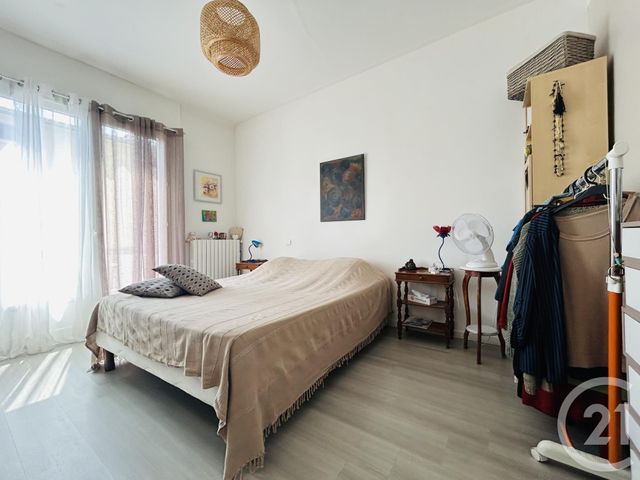Appartement F4 à vendre - 4 pièces - 76.4 m2 - PERPIGNAN - 66 - LANGUEDOC-ROUSSILLON - Century 21 Côté Sud Immo