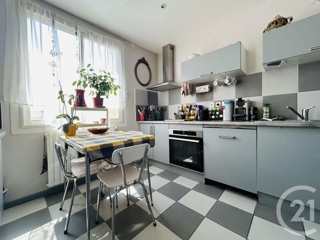 Appartement F4 à vendre - 4 pièces - 76.4 m2 - PERPIGNAN - 66 - LANGUEDOC-ROUSSILLON - Century 21 Côté Sud Immo