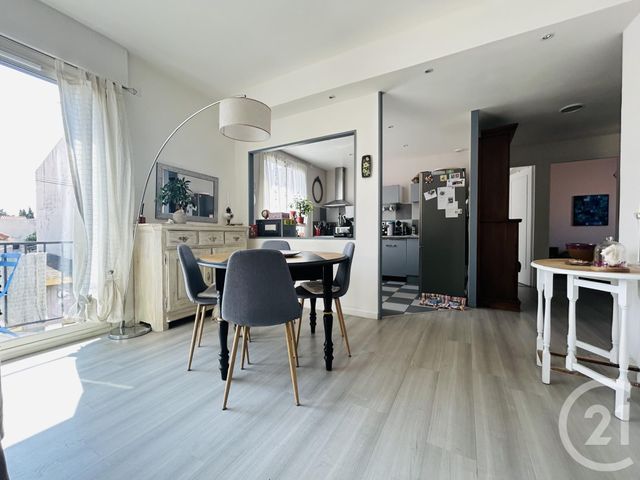 Appartement F4 à vendre - 4 pièces - 76.4 m2 - PERPIGNAN - 66 - LANGUEDOC-ROUSSILLON - Century 21 Côté Sud Immo