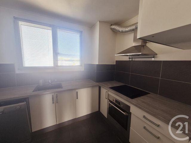 Afficher la photo en grand Appartement F3 à vendre - 3 pièces - 60.8 m2 - PERPIGNAN - 66 - LANGUEDOC-ROUSSILLON - Century 21 Côté Sud Immo