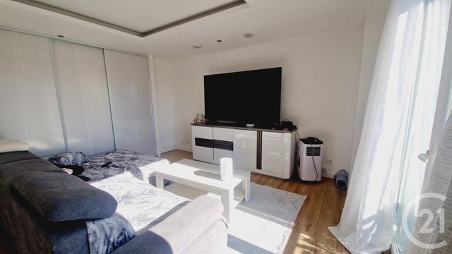 Afficher la photo en grand Appartement F3 à vendre - 3 pièces - 60.8 m2 - PERPIGNAN - 66 - LANGUEDOC-ROUSSILLON - Century 21 Côté Sud Immo