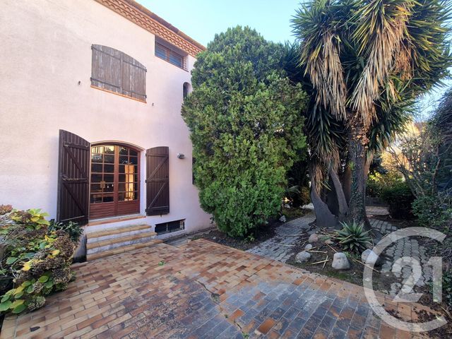 maison à vendre - 6 pièces - 215.0 m2 - PERPIGNAN - 66 - LANGUEDOC-ROUSSILLON - Century 21 Côté Sud Immo