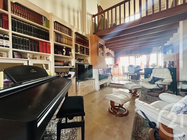 Afficher la photo en grand Appartement F4 à vendre - 4 pièces - 134.86 m2 - PERPIGNAN - 66 - LANGUEDOC-ROUSSILLON - Century 21 Côté Sud Immo