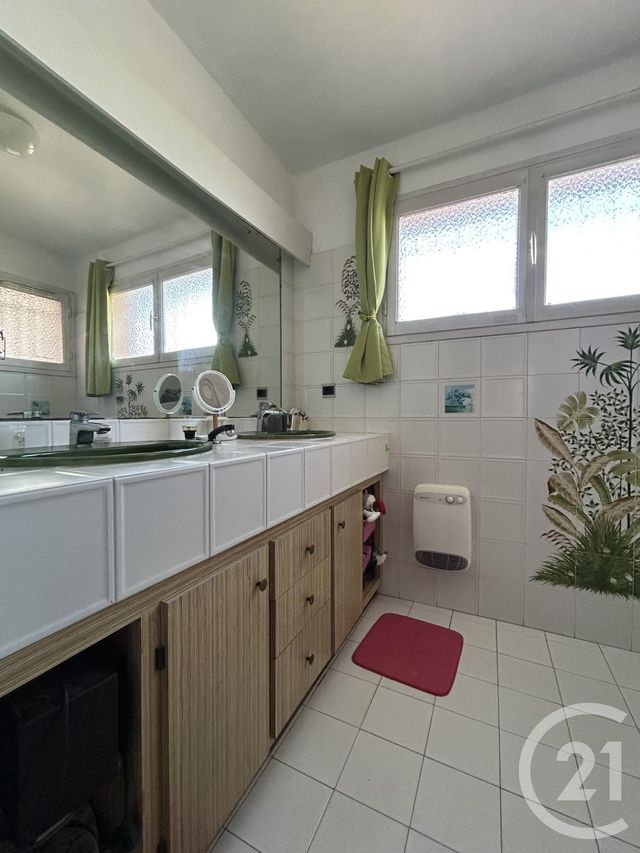 Afficher la photo en grand maison à vendre - 5 pièces - 162.6 m2 - PERPIGNAN - 66 - LANGUEDOC-ROUSSILLON - Century 21 Côté Sud Immo