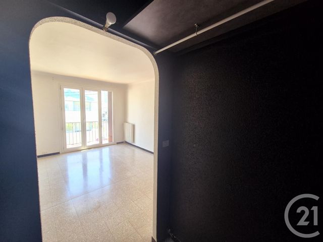 Afficher la photo en grand Appartement F3 à vendre - 3 pièces - 83.7 m2 - PERPIGNAN - 66 - LANGUEDOC-ROUSSILLON - Century 21 Côté Sud Immo