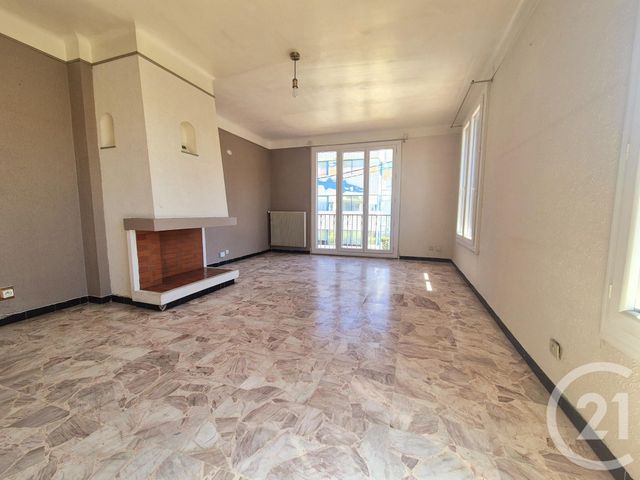 Afficher la photo en grand Appartement F3 à vendre - 3 pièces - 83.7 m2 - PERPIGNAN - 66 - LANGUEDOC-ROUSSILLON - Century 21 Côté Sud Immo