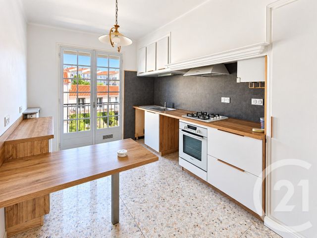 Appartement F4 à vendre - 4 pièces - 95.17 m2 - PERPIGNAN - 66 - LANGUEDOC-ROUSSILLON - Century 21 Côté Sud Immo