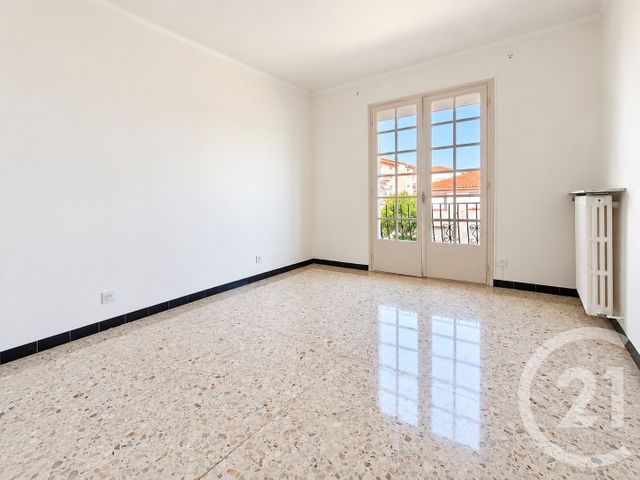 Appartement F4 à vendre - 4 pièces - 95.17 m2 - PERPIGNAN - 66 - LANGUEDOC-ROUSSILLON - Century 21 Côté Sud Immo