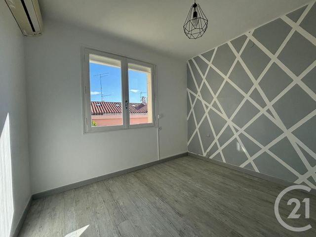 Afficher la photo en grand Appartement F4 à vendre - 4 pièces - 68.44 m2 - PERPIGNAN - 66 - LANGUEDOC-ROUSSILLON - Century 21 Côté Sud Immo