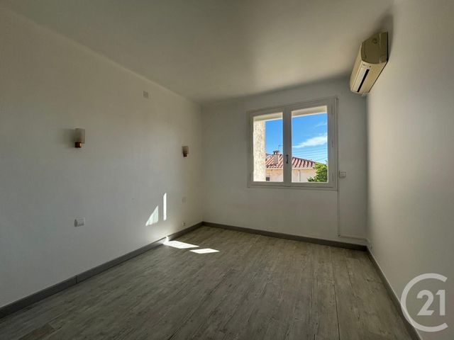 Afficher la photo en grand Appartement F4 à vendre - 4 pièces - 68.44 m2 - PERPIGNAN - 66 - LANGUEDOC-ROUSSILLON - Century 21 Côté Sud Immo