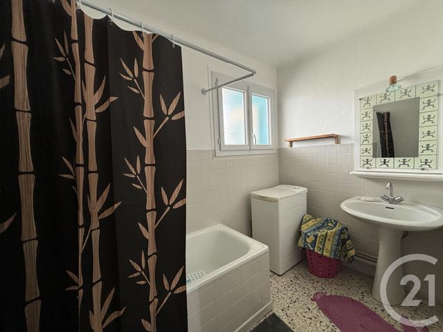 Appartement F3 à vendre - 4 pièces - 66.77 m2 - PERPIGNAN - 66 - LANGUEDOC-ROUSSILLON - Century 21 Côté Sud Immo