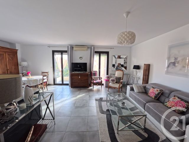 Appartement F3 à vendre - 3 pièces - 82.0 m2 - PERPIGNAN - 66 - LANGUEDOC-ROUSSILLON - Century 21 Côté Sud Immo