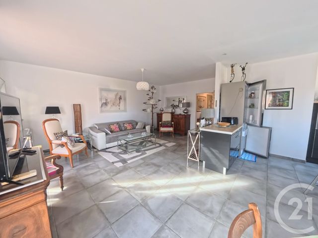 Appartement F3 à vendre - 3 pièces - 82.0 m2 - PERPIGNAN - 66 - LANGUEDOC-ROUSSILLON - Century 21 Côté Sud Immo