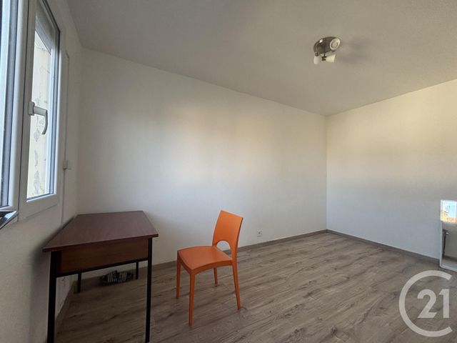 Afficher la photo en grand Appartement F5 à vendre - 5 pièces - 76.39 m2 - PERPIGNAN - 66 - LANGUEDOC-ROUSSILLON - Century 21 Côté Sud Immo