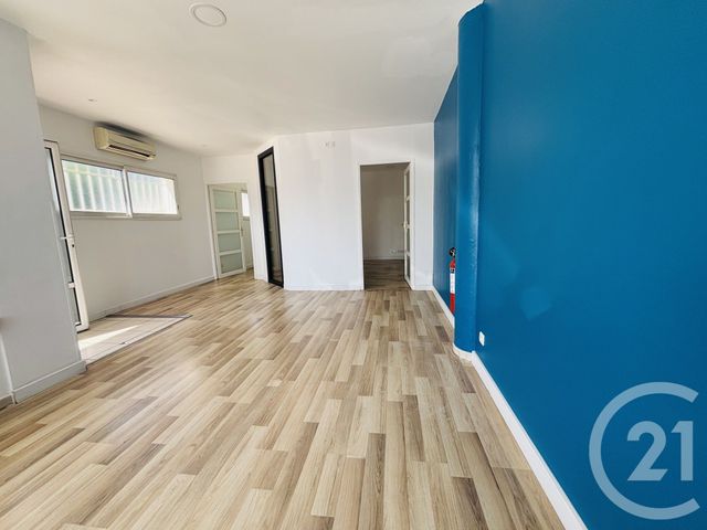 Afficher la photo en grand Appartement F4 à louer - 4 pièces - 116.32 m2 - CABESTANY - 66 - LANGUEDOC-ROUSSILLON - Century 21 Côté Sud Immo