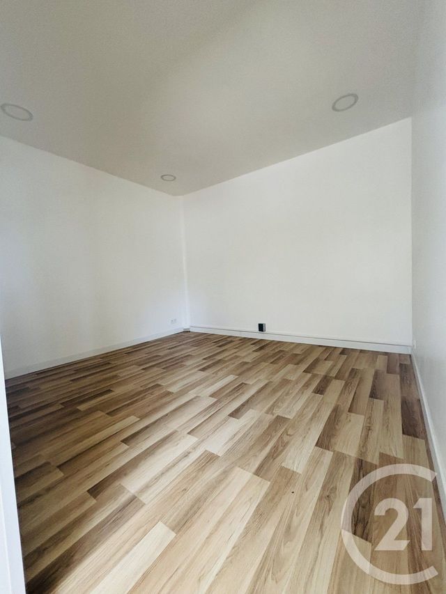 Afficher la photo en grand Appartement F4 à louer - 4 pièces - 116.32 m2 - CABESTANY - 66 - LANGUEDOC-ROUSSILLON - Century 21 Côté Sud Immo