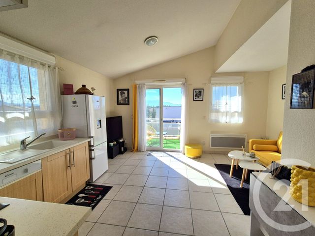 Appartement F2 à vendre - 2 pièces - 42.5 m2 - SALEILLES - 66 - LANGUEDOC-ROUSSILLON - Century 21 Côté Sud Immo