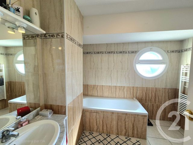 Appartement F2 à vendre - 2 pièces - 42.5 m2 - SALEILLES - 66 - LANGUEDOC-ROUSSILLON - Century 21 Côté Sud Immo
