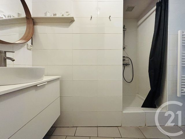 Appartement F2 bis à vendre - 3 pièces - 47.0 m2 - PERPIGNAN - 66 - LANGUEDOC-ROUSSILLON - Century 21 Côté Sud Immo