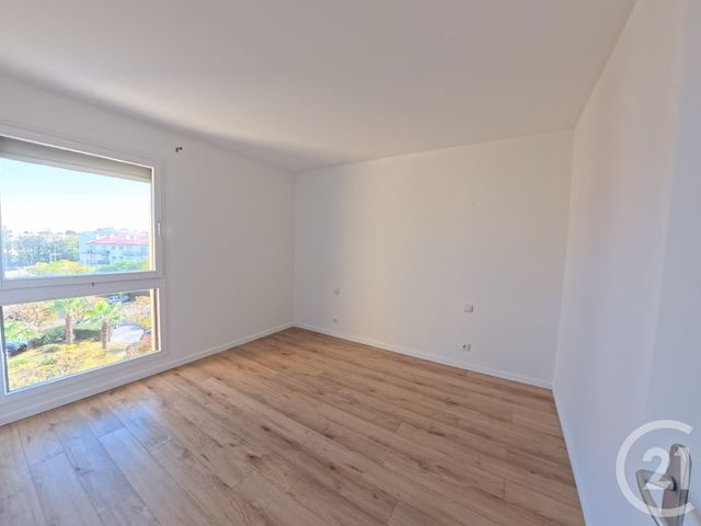 Appartement F3 à vendre - 3 pièces - 67.0 m2 - PERPIGNAN - 66 - LANGUEDOC-ROUSSILLON - Century 21 Côté Sud Immo