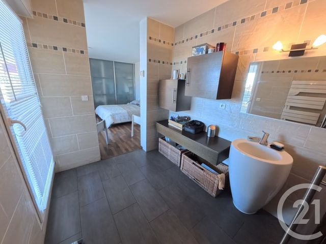 maison à vendre - 4 pièces - 140.0 m2 - PERPIGNAN - 66 - LANGUEDOC-ROUSSILLON - Century 21 Côté Sud Immo