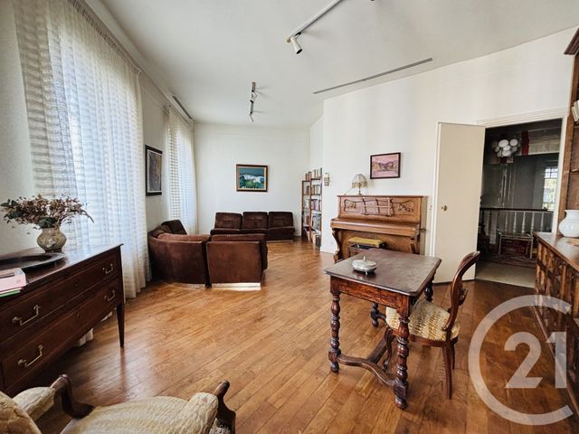 Appartement F5 à vendre - 5 pièces - 135.0 m2 - PERPIGNAN - 66 - LANGUEDOC-ROUSSILLON - Century 21 Côté Sud Immo