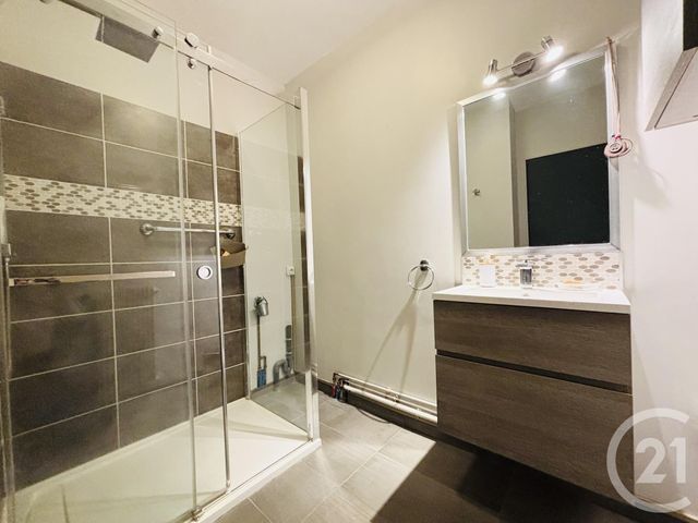 Appartement T3 à vendre - 4 pièces - 103.53 m2 - PERPIGNAN - 66 - LANGUEDOC-ROUSSILLON - Century 21 Côté Sud Immo