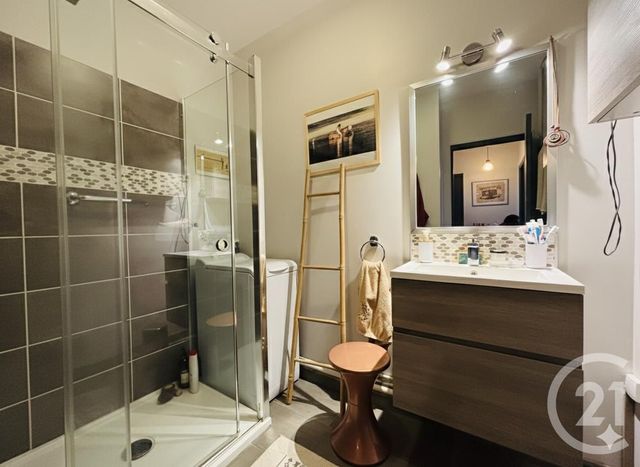 Appartement T3 à vendre - 4 pièces - 103.53 m2 - PERPIGNAN - 66 - LANGUEDOC-ROUSSILLON - Century 21 Côté Sud Immo