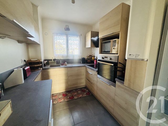 Appartement à louer - 3 pièces - 61.13 m2 - PERPIGNAN - 66 - LANGUEDOC-ROUSSILLON - Century 21 Côté Sud Immo
