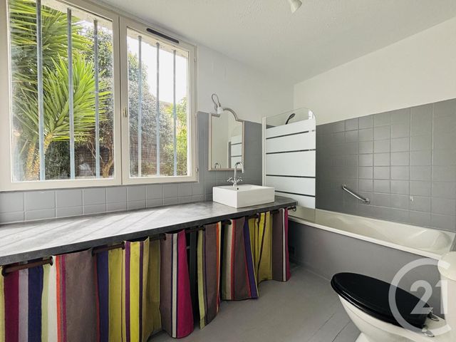Appartement T3 à vendre - 3 pièces - 94.38 m2 - PERPIGNAN - 66 - LANGUEDOC-ROUSSILLON - Century 21 Côté Sud Immo