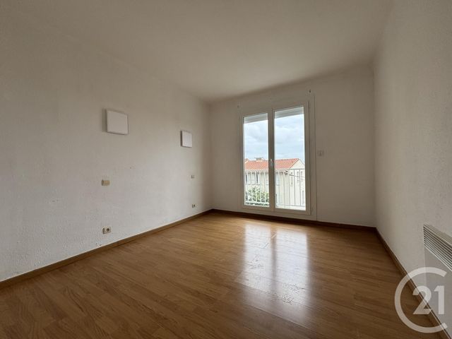 Appartement T3 à vendre - 3 pièces - 62.13 m2 - PERPIGNAN - 66 - LANGUEDOC-ROUSSILLON - Century 21 Côté Sud Immo