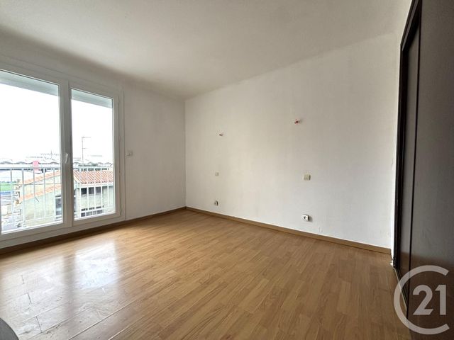 Appartement T3 à vendre - 3 pièces - 62.13 m2 - PERPIGNAN - 66 - LANGUEDOC-ROUSSILLON - Century 21 Côté Sud Immo