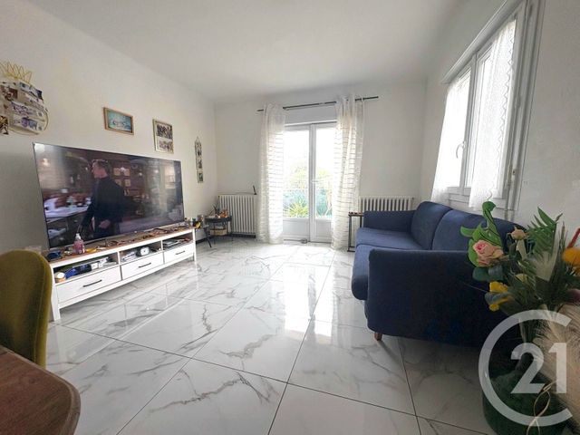 Appartement T3 à vendre - 3 pièces - 60.72 m2 - PERPIGNAN - 66 - LANGUEDOC-ROUSSILLON - Century 21 Côté Sud Immo