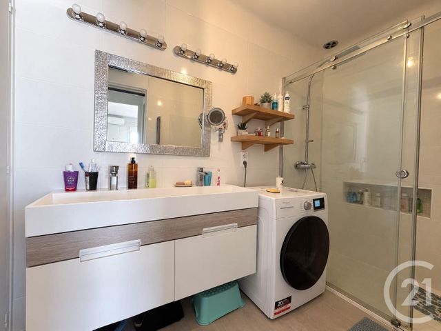 Appartement T4 à vendre - 5 pièces - 96.53 m2 - PERPIGNAN - 66 - LANGUEDOC-ROUSSILLON - Century 21 Côté Sud Immo
