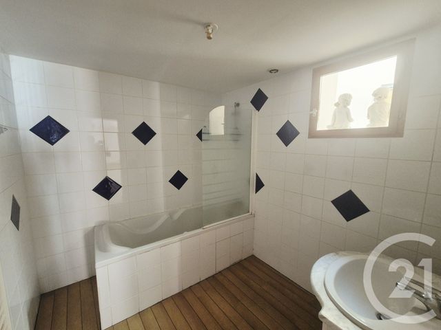 Appartement F3 à vendre - 3 pièces - 62.1 m2 - PERPIGNAN - 66 - LANGUEDOC-ROUSSILLON - Century 21 Côté Sud Immo