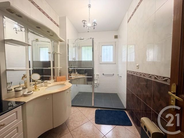 maison à vendre - 7 pièces - 192.76 m2 - PERPIGNAN - 66 - LANGUEDOC-ROUSSILLON - Century 21 Côté Sud Immo