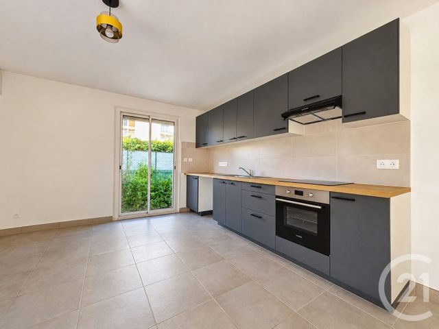 Appartement F4 à vendre - 4 pièces - 99.71 m2 - PERPIGNAN - 66 - LANGUEDOC-ROUSSILLON - Century 21 Côté Sud Immo