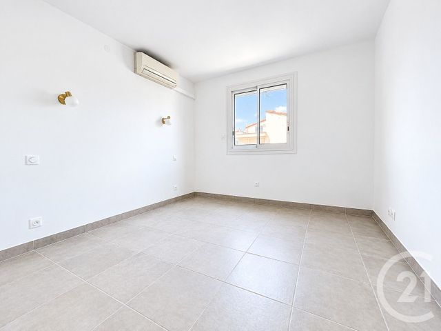 Appartement F4 à vendre - 4 pièces - 107.51 m2 - PERPIGNAN - 66 - LANGUEDOC-ROUSSILLON - Century 21 Côté Sud Immo