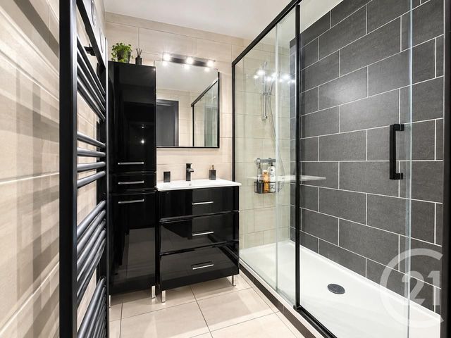 Appartement T3 à vendre - 3 pièces - 68.24 m2 - PERPIGNAN - 66 - LANGUEDOC-ROUSSILLON - Century 21 Côté Sud Immo